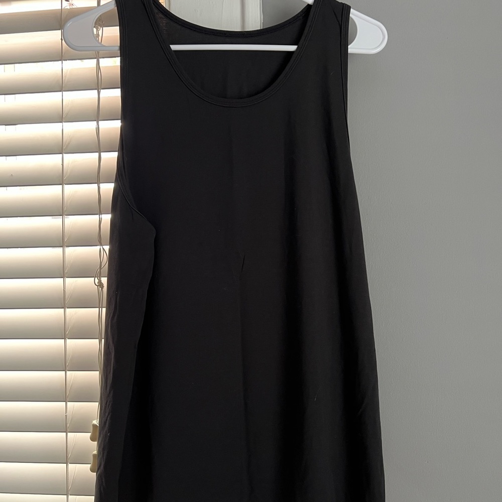 Lululemon Men’s Tanks (4) - Picture 4 of 8